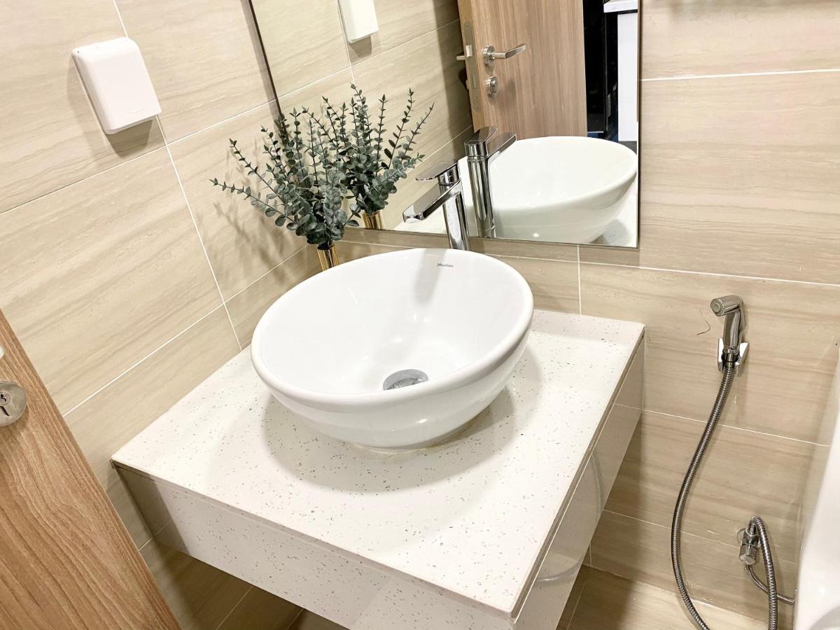 Yu Stay Green Premium Luxury 2Bedrooms Condotel In D1 Near Bui Vien Street Хошимін Екстер'єр фото